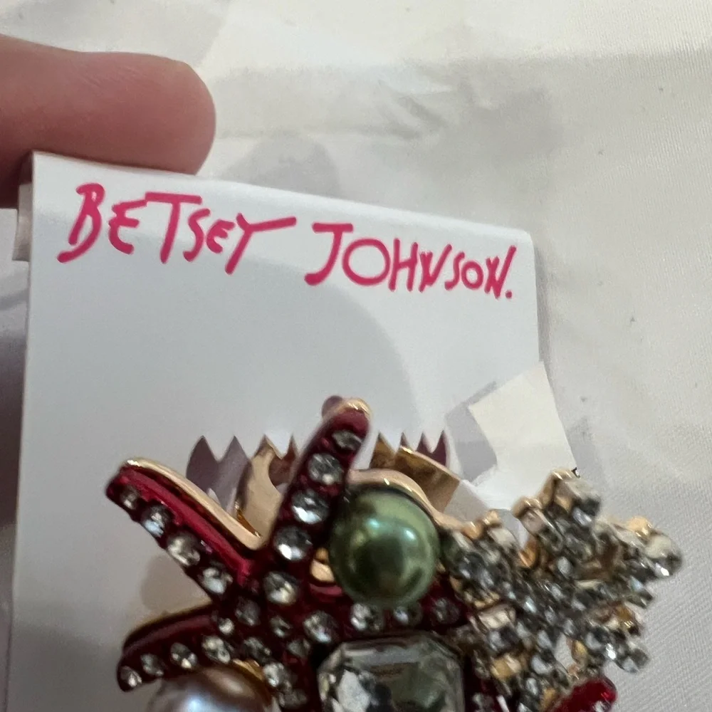 Betsy Johnson ring - Picture 6 of 7